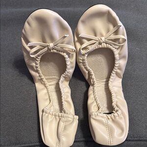 Women's Cream Foldable Ballet Flats
